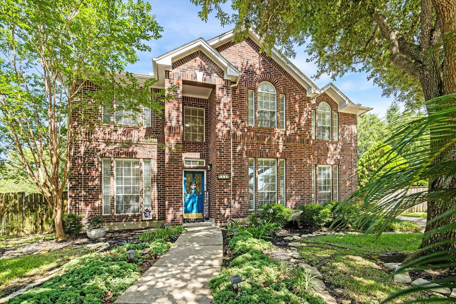 Real estate property located at 1110 Knoll Crest, Fort Bend, Greatwood Knoll, Sugar Land, TX, US