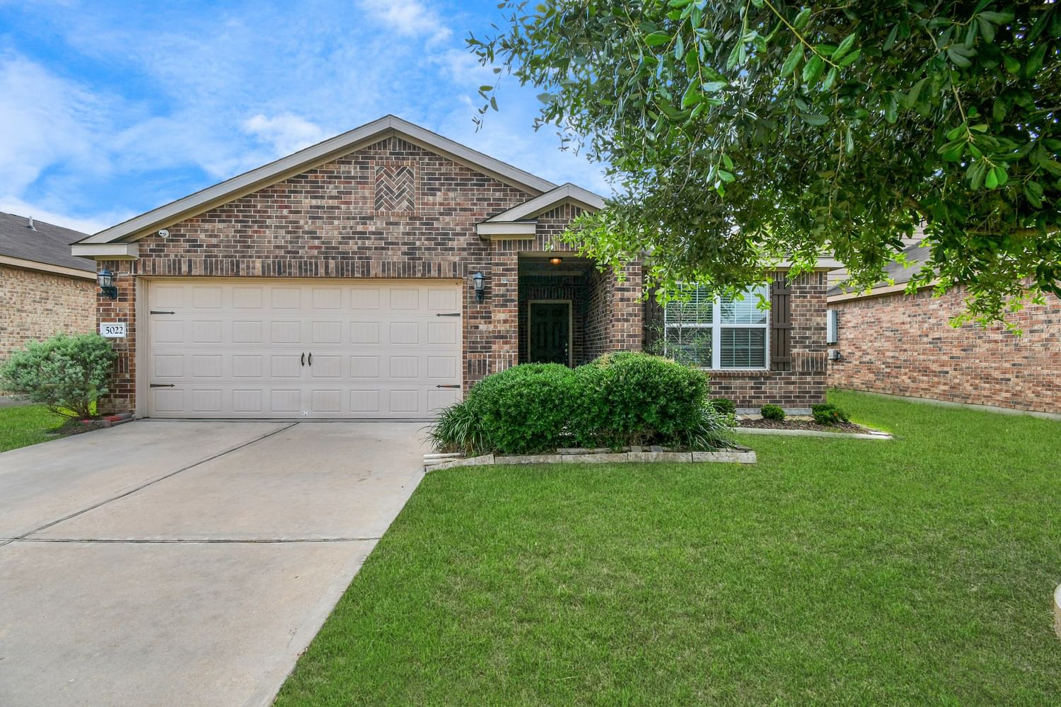 Real estate property located at 5022 Manor Stone, Fort Bend, The Trails At Seabourne Park Sec 1, Rosenberg, TX, US