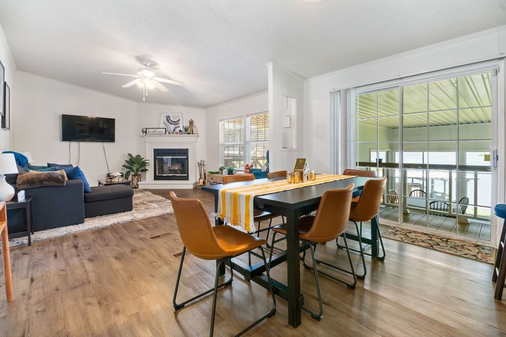 Real estate property located at 131 Prescott, Polk, Onalaska, TX, US
