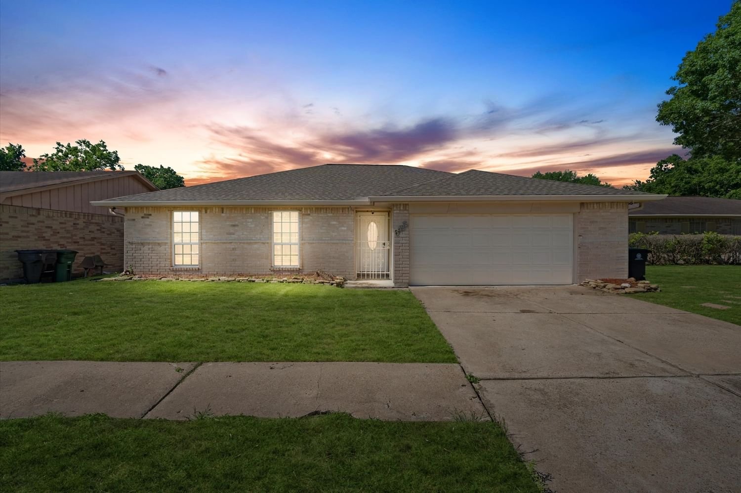 Real estate property located at 6435 Bazel Brook, Fort Bend, Briargate Sec 9, Houston, TX, US