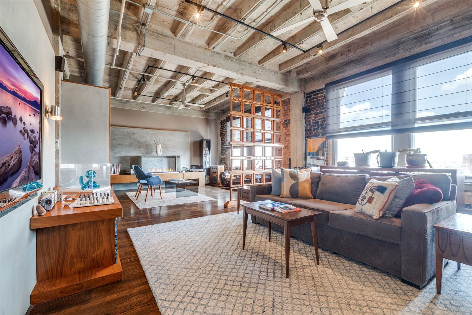 Real estate property located at 201 Main St #7F, Harris, Franklin Lofts Condo, Houston, TX, US