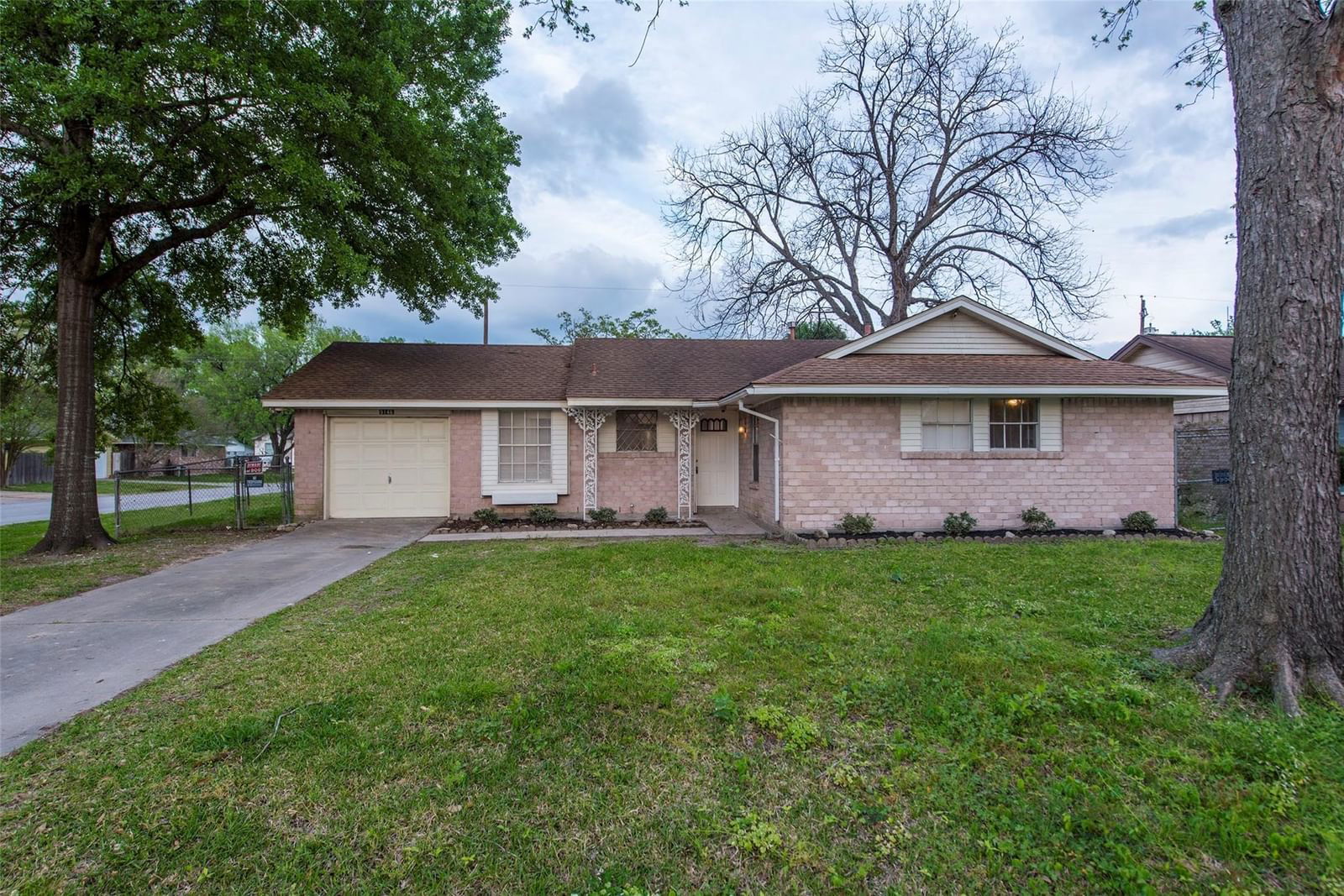 Real estate property located at 9146 Glenbury, Harris, Northline Terrace Sec, Houston, TX, US