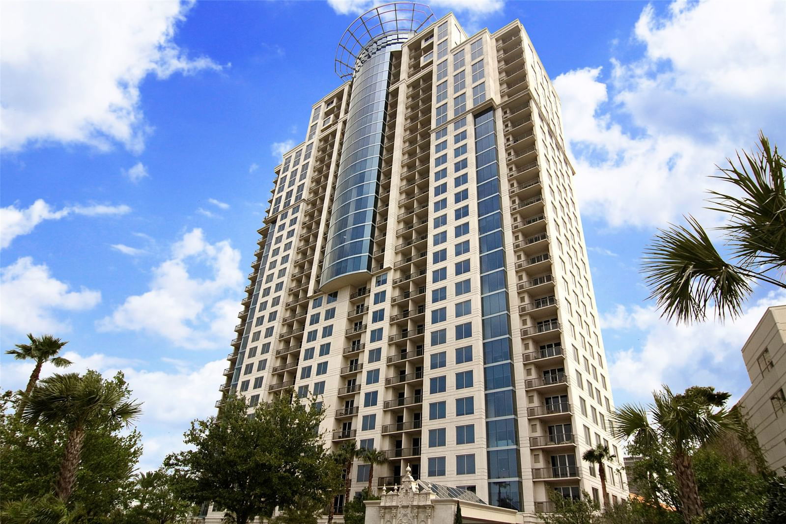 Real estate property located at 3333 Allen Parkway #1805, Harris, Royalton at River Oaks Condo, Houston, TX, US