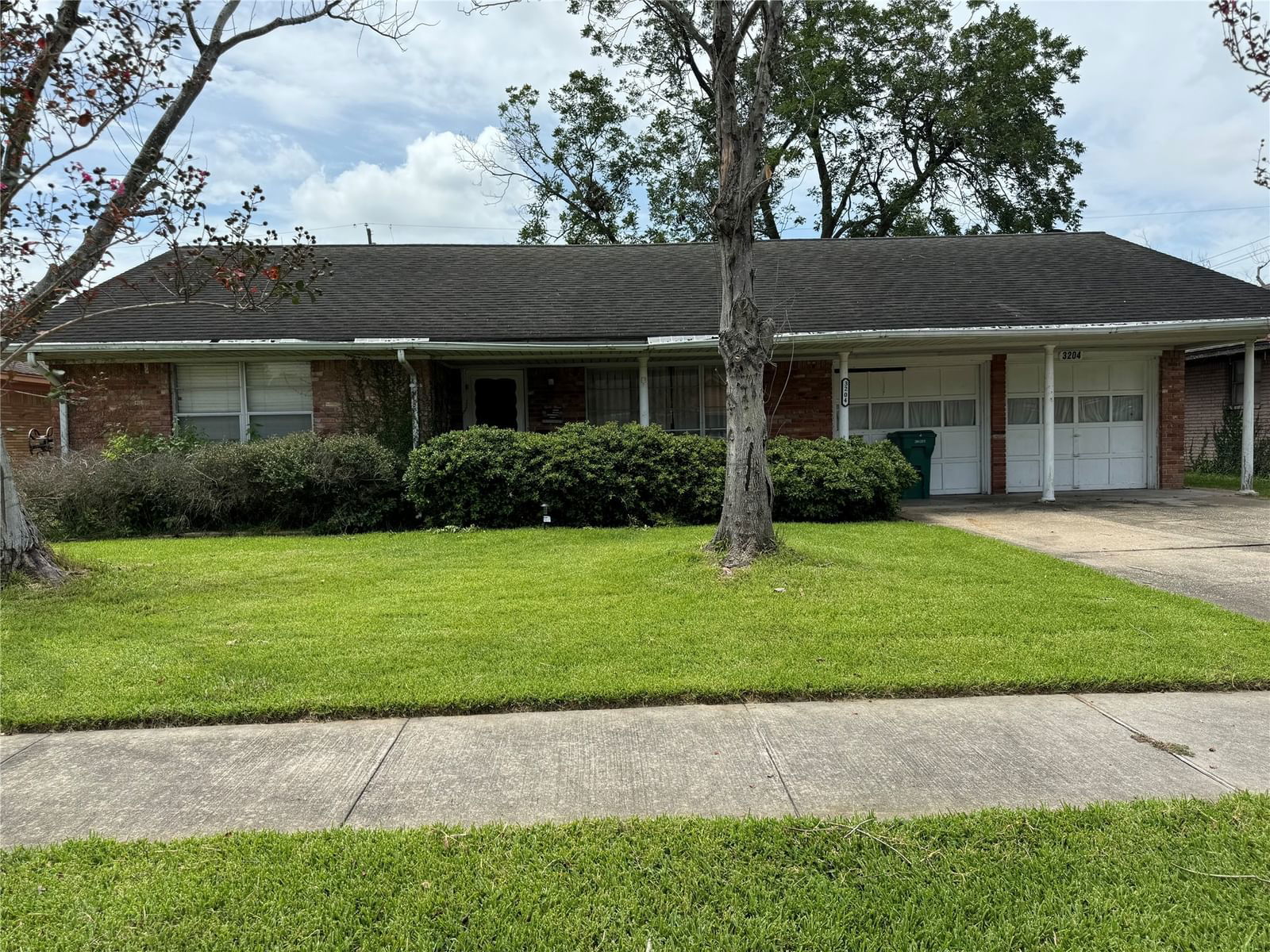 Real estate property located at 3204 Edmonton, Harris, Berkshire Village Sec 01, Pasadena, TX, US