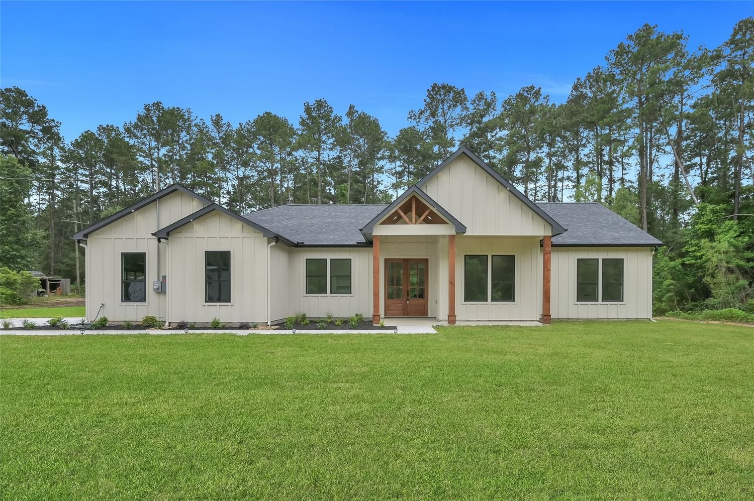 Real estate property located at 11355 Magnolia, Grimes, Mill Creek Est, Sec 1, Plantersville, TX, US