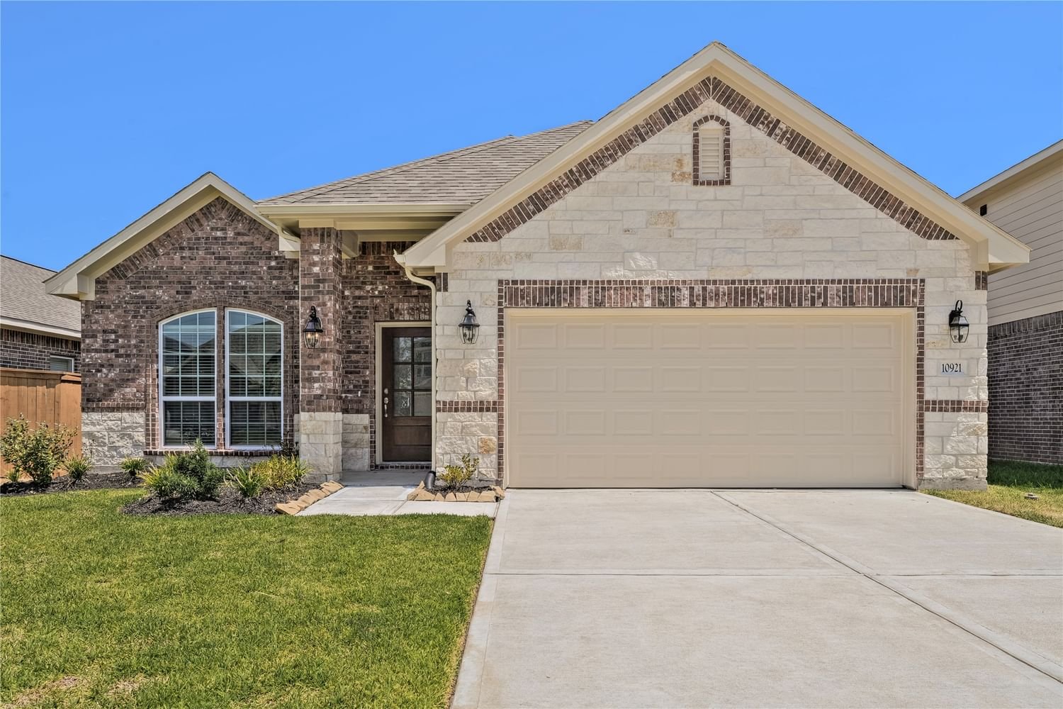 Real estate property located at 10921 Mendel Terrace, Brazoria, Iowa Colony, TX, US