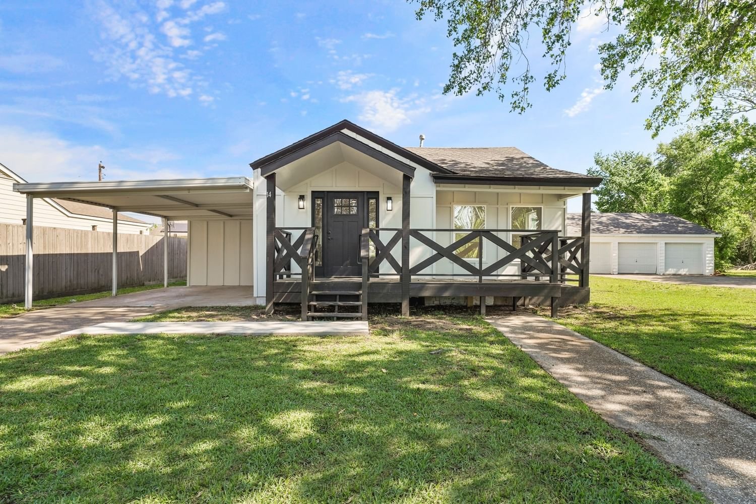 Real estate property located at 14 Cleveland, Harris, Harper, Baytown, TX, US