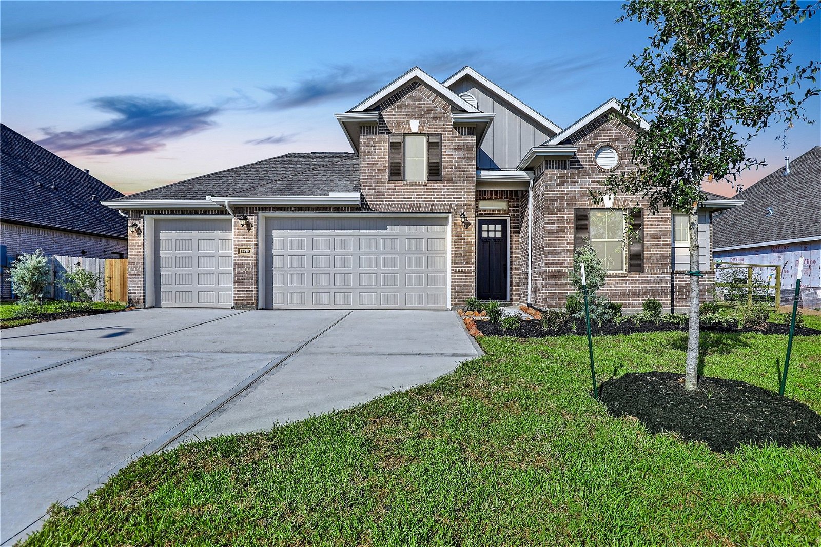 Real estate property located at 13518 Sacred Oaks, Chambers, Mont Belvieu, TX, US