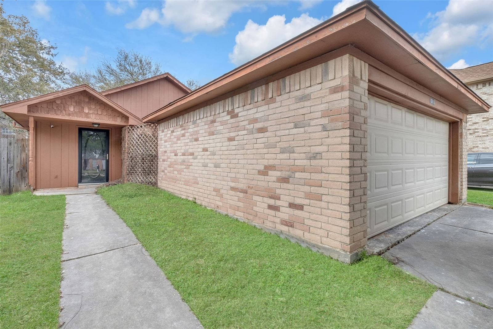 Real estate property located at 10919 Olivewood, Harris, Highland Meadow Sec 04, Houston, TX, US