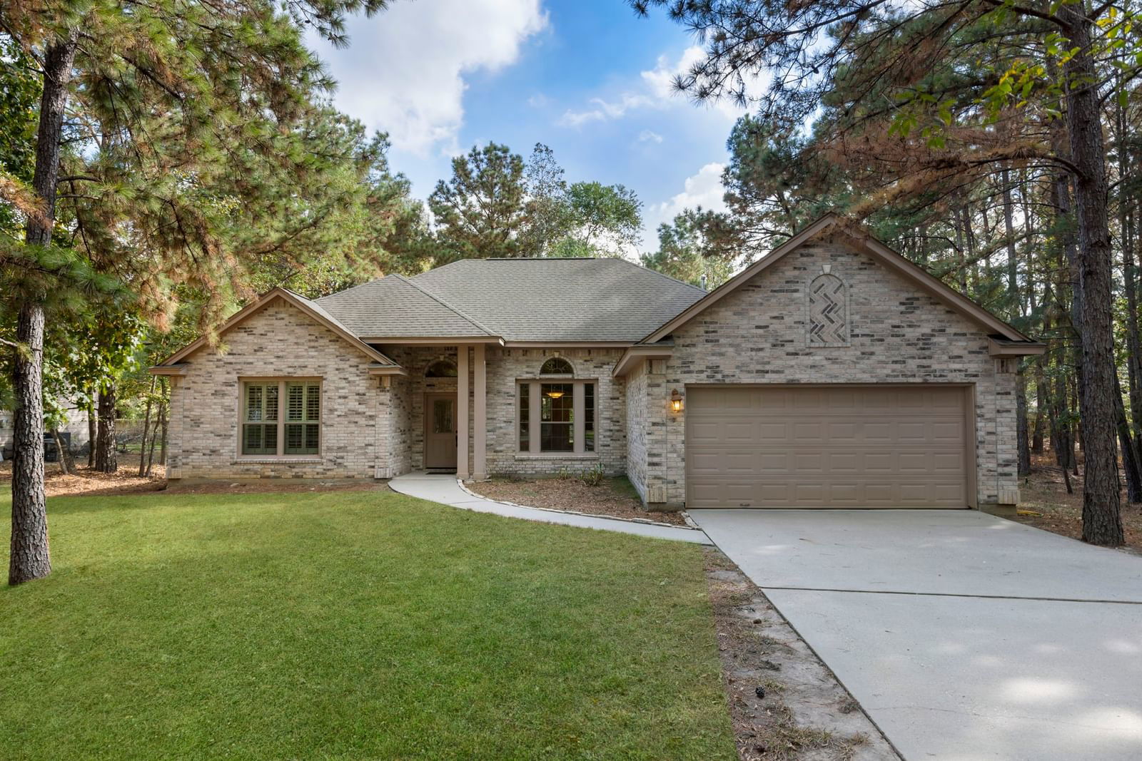 Real estate property located at 34206 Conroe Huffsmith, Montgomery, Westwood, Magnolia, TX, US