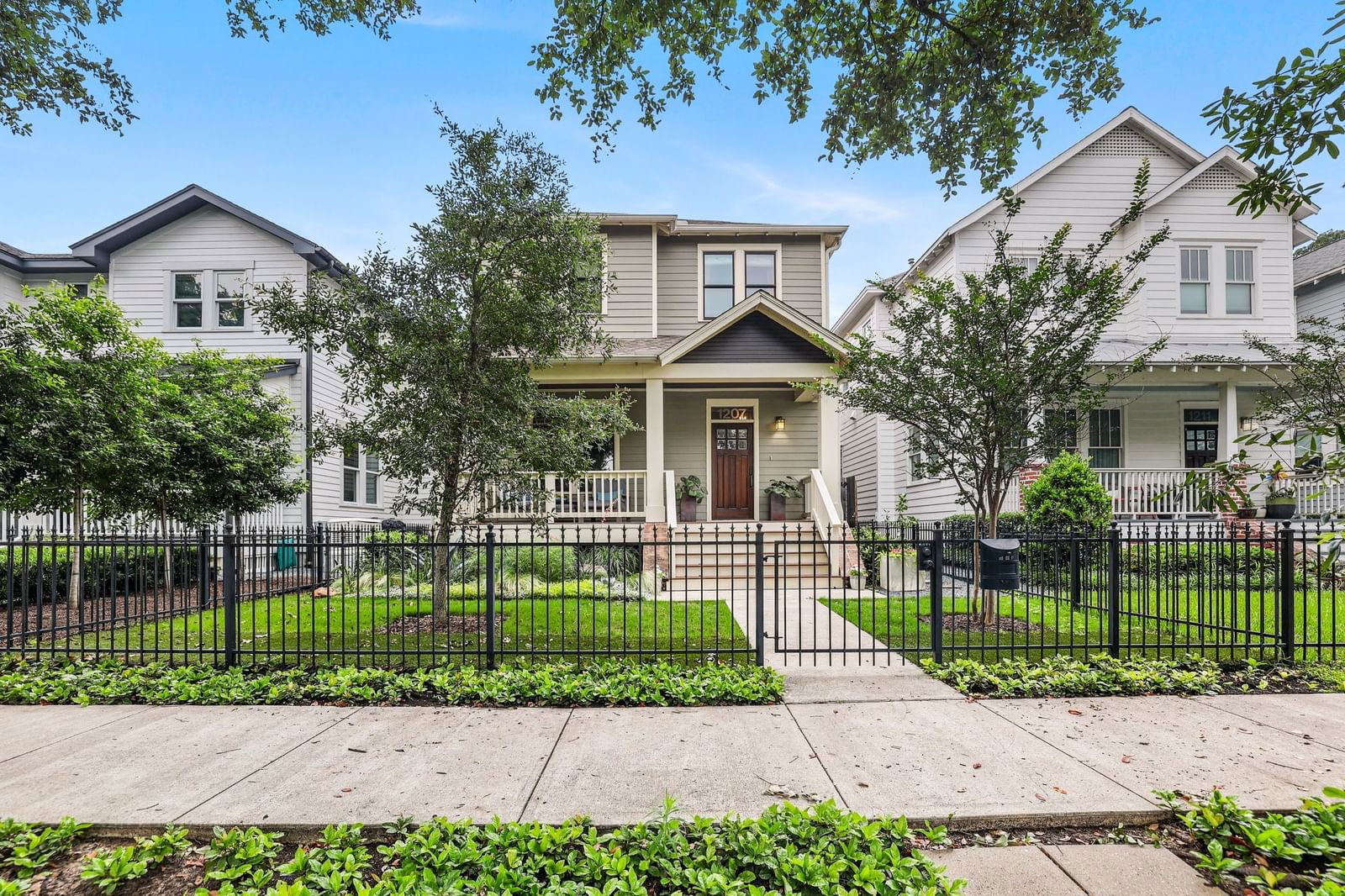 Real estate property located at 1207 Rutland, Harris, Houston Heights, Houston, TX, US