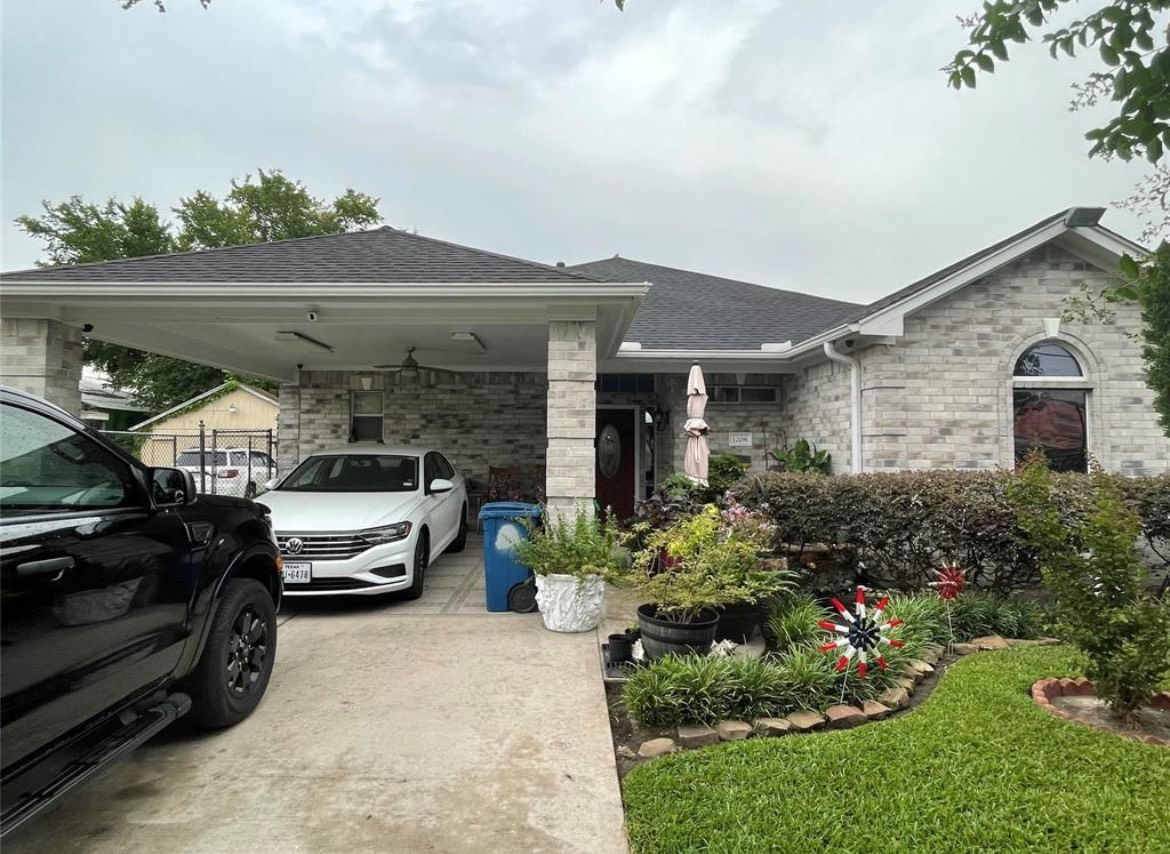 Real estate property located at 1208 1st, Harris, Universal City Add, Galena Park, TX, US