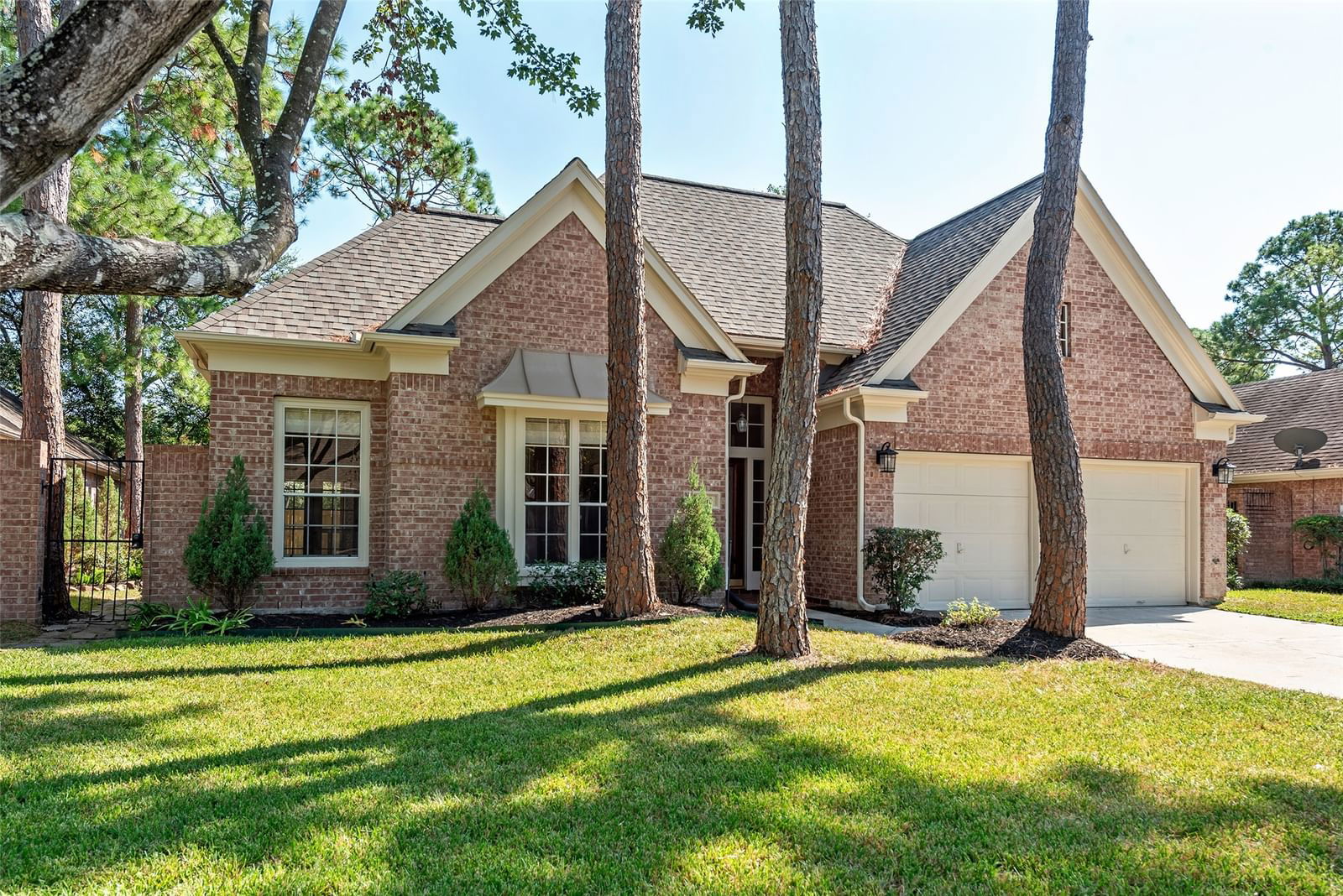 Real estate property located at 16510 Shadow Path, Harris, Brookwood Sec 04, Houston, TX, US