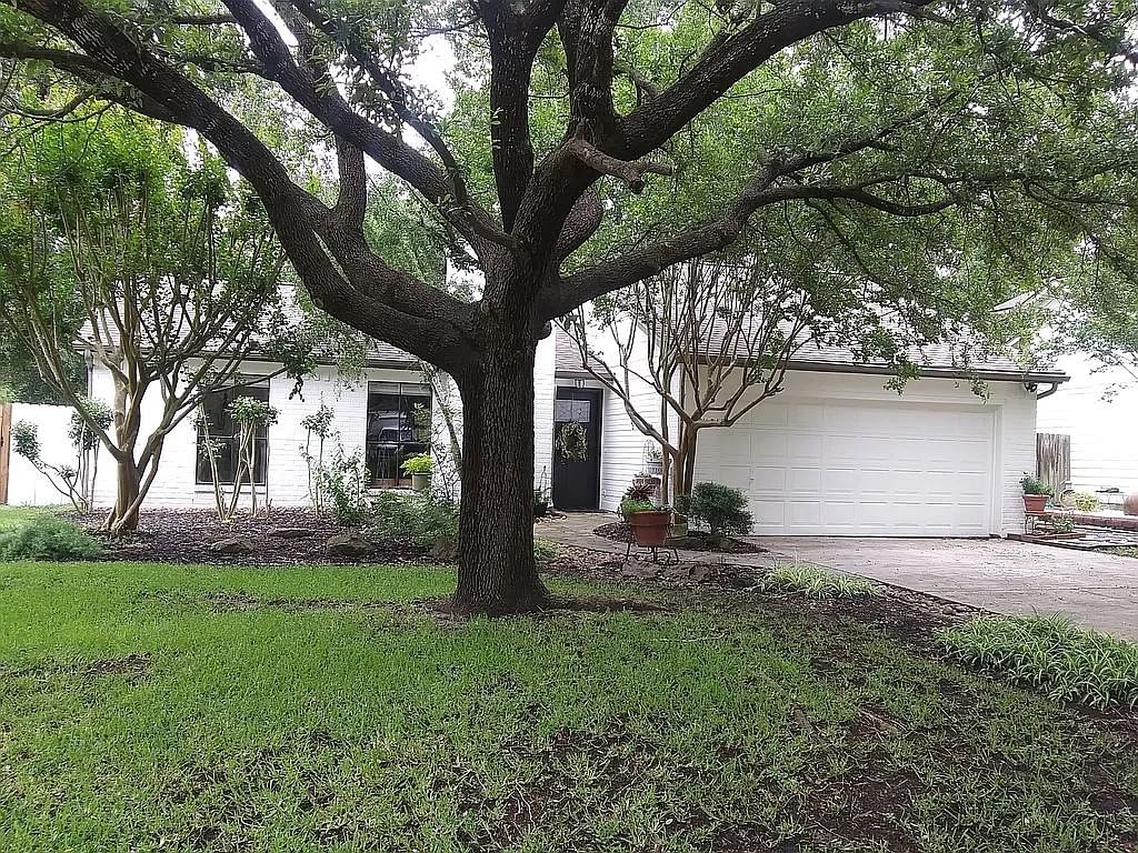 Real estate property located at 22822 Black Willow, Harris, Willow Forest Sec 01 R/P, Tomball, TX, US