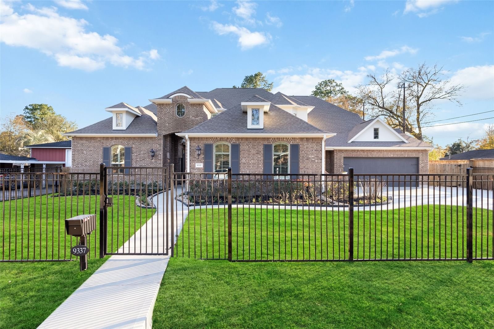 Real estate property located at 9337 Greensward, Harris, Spring Branch Oaks Sec 03, Houston, TX, US