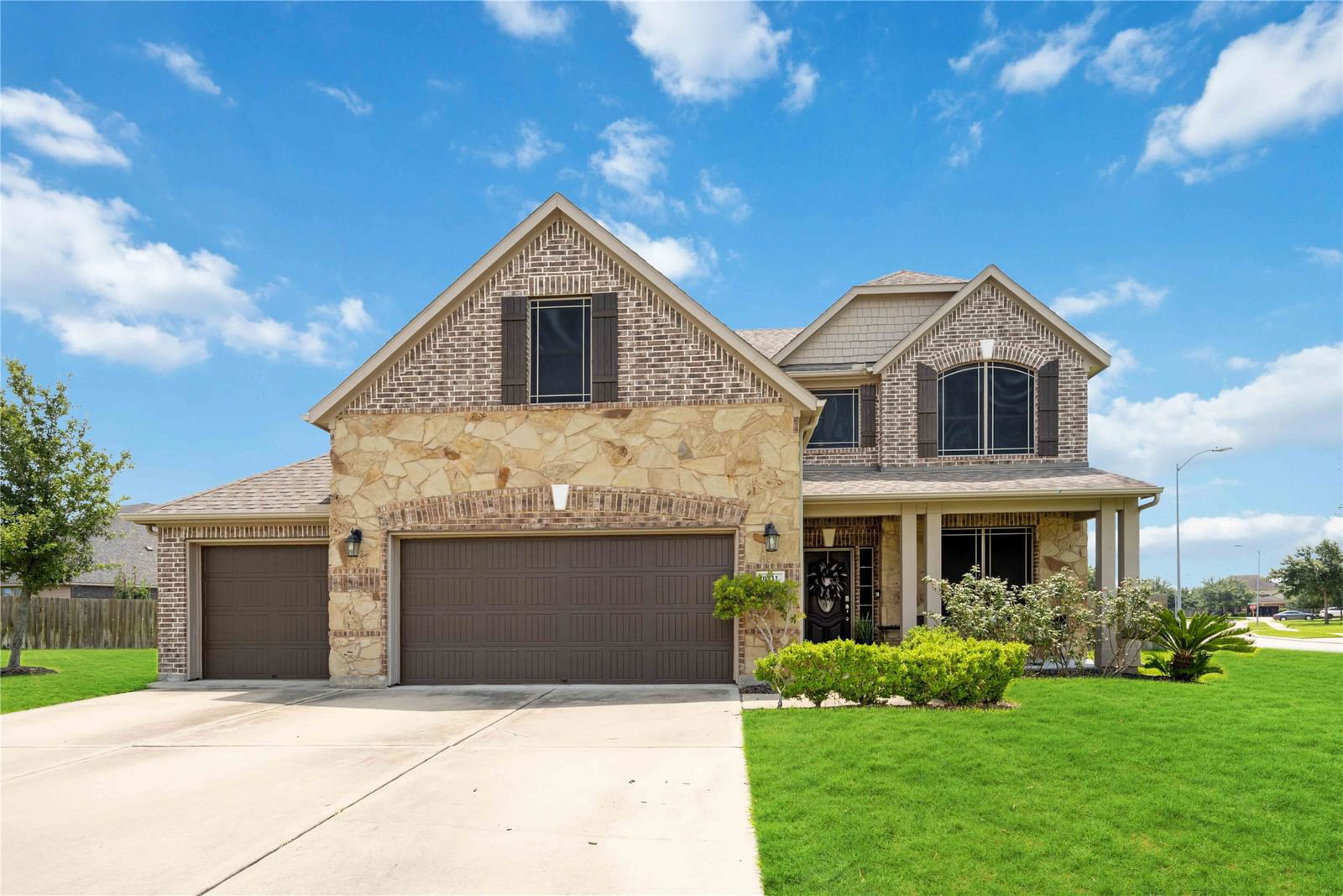 Real estate property located at 9311 Panola Place, Fort Bend, Bonbrook Plantation North Sec 4, Rosenberg, TX, US