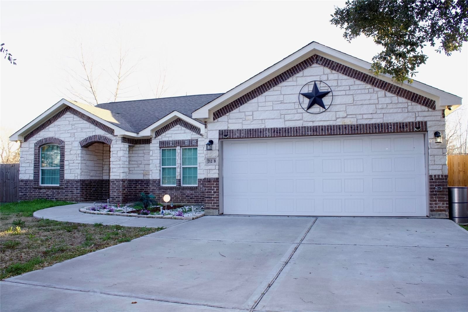 Real estate property located at 712 Sycamore B, Fort Bend, Ridgewood Estates, Fresno, TX, US