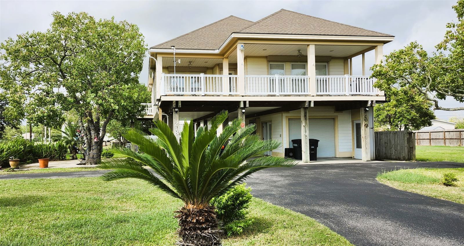 Real estate property located at 218 24th, Galveston, Captains Retreat Sec 3 Unrec, San Leon, TX, US