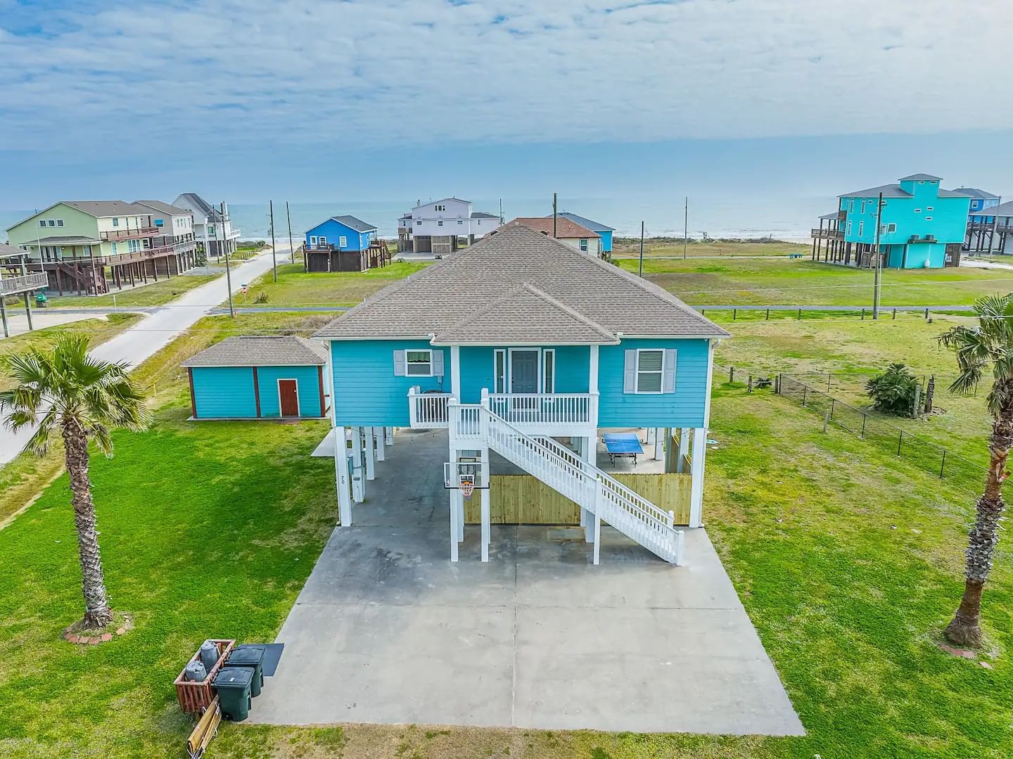 Real estate property located at 2010 Vista, Galveston, Emerald Beach 2, Crystal Beach, TX, US