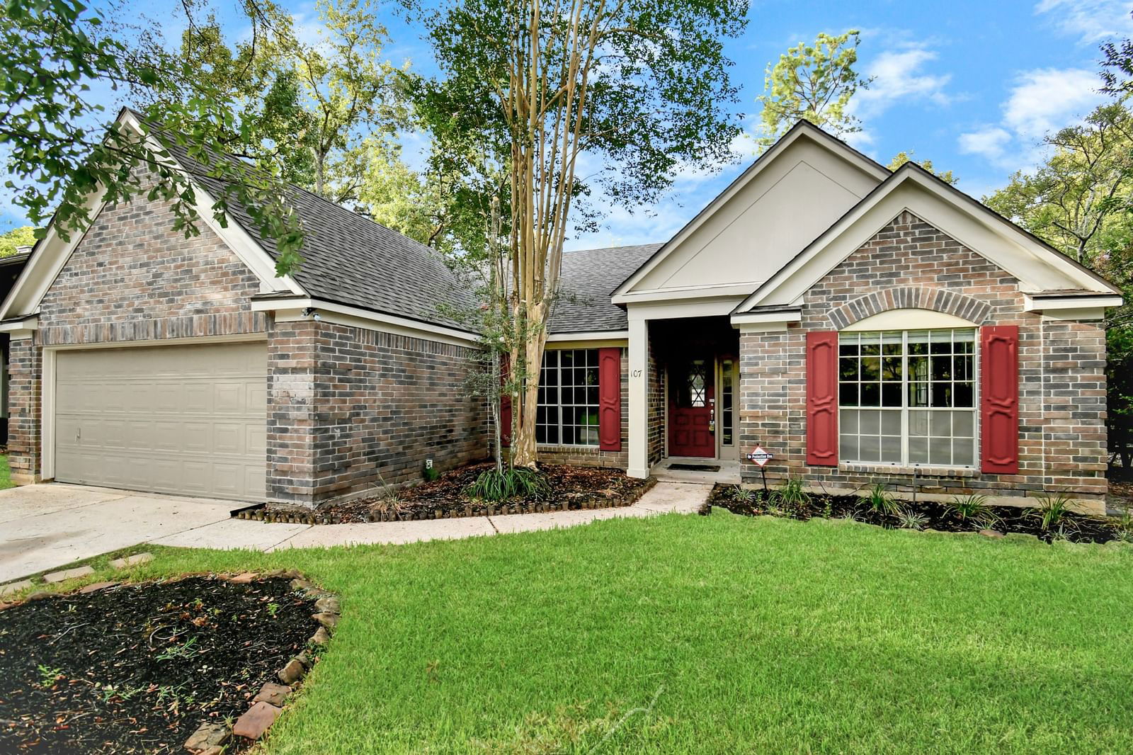 Real estate property located at 107 Village Knoll, Montgomery, Wdlnds Village Cochrans Cr 10, The Woodlands, TX, US