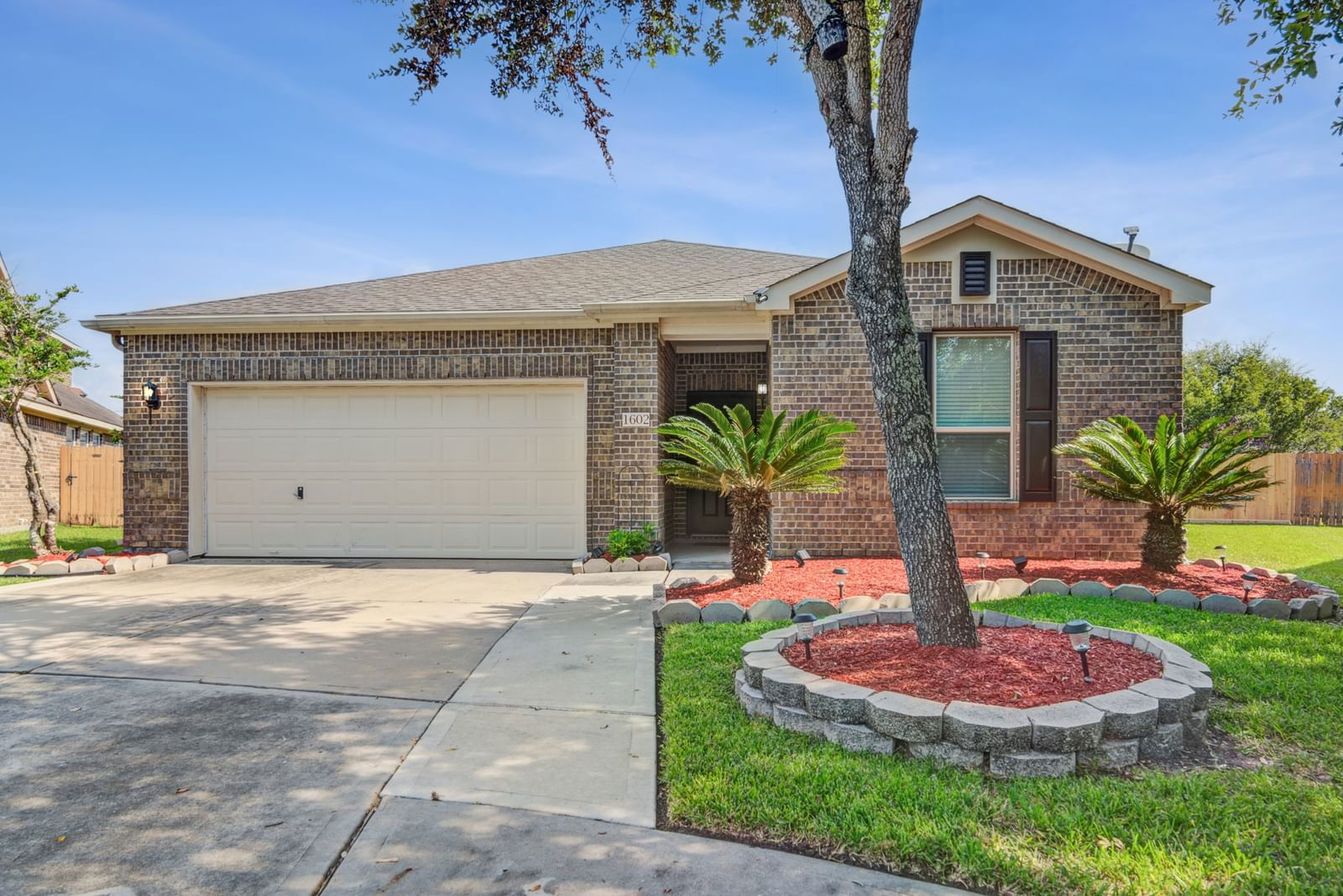 Real estate property located at 1602 Ponte Leone, Galveston, Tuscan Lakes, League City, TX, US