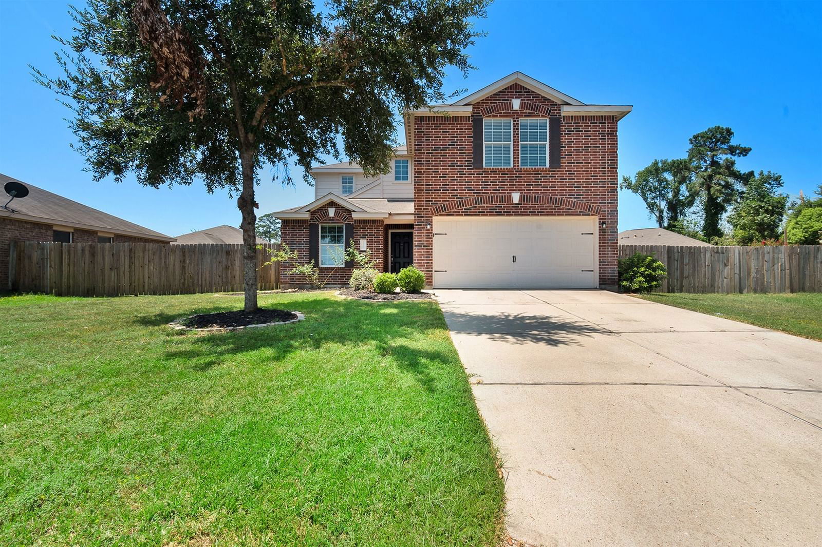 Real estate property located at 10208 Red Fern, Montgomery, Chateau Woods, Conroe, TX, US