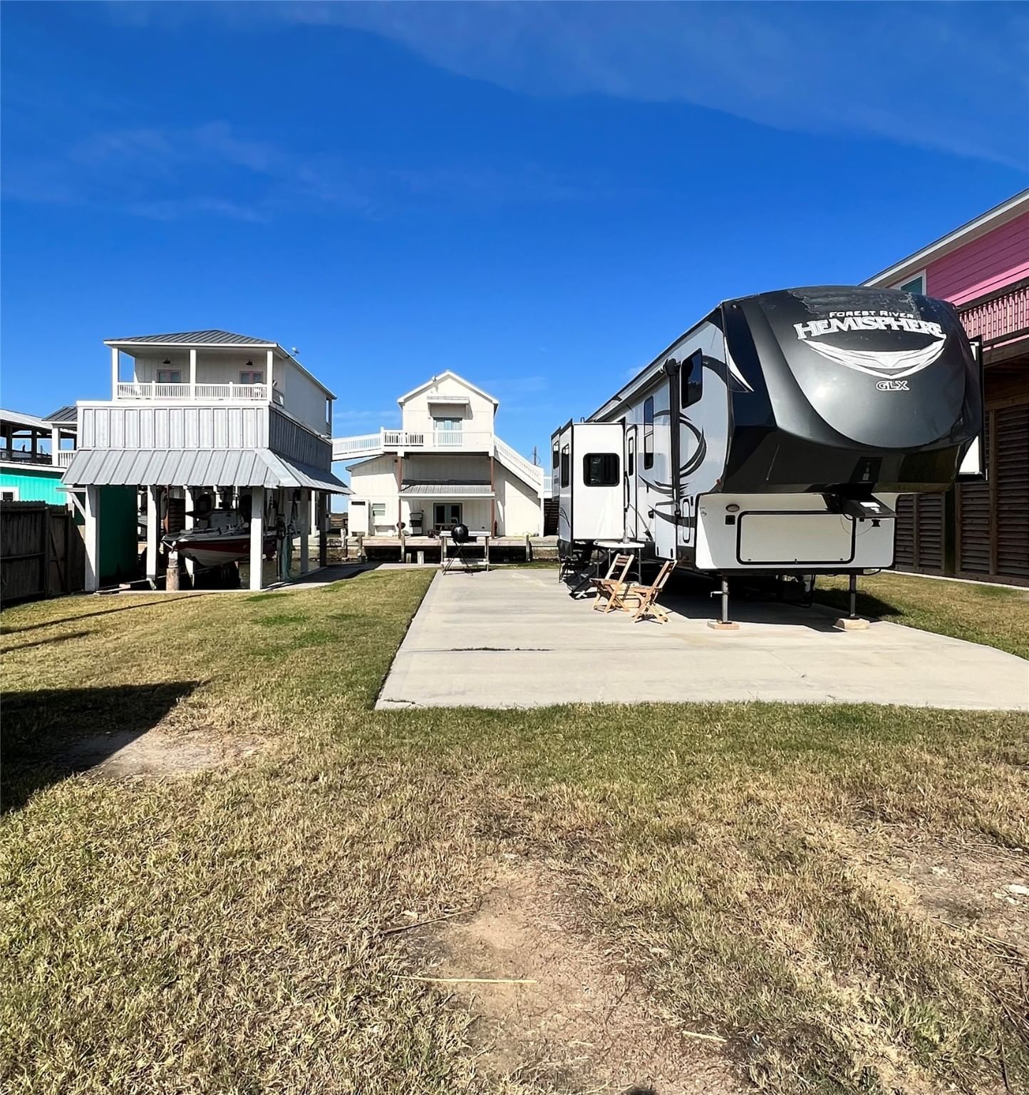 Real estate property located at 1129 Chapmans, Galveston, Blue Water 5, Crystal Beach, TX, US