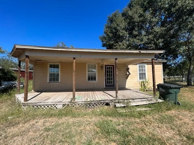 Real estate property located at 1508 East, Jackson, Abstract #26, Edna, TX, US