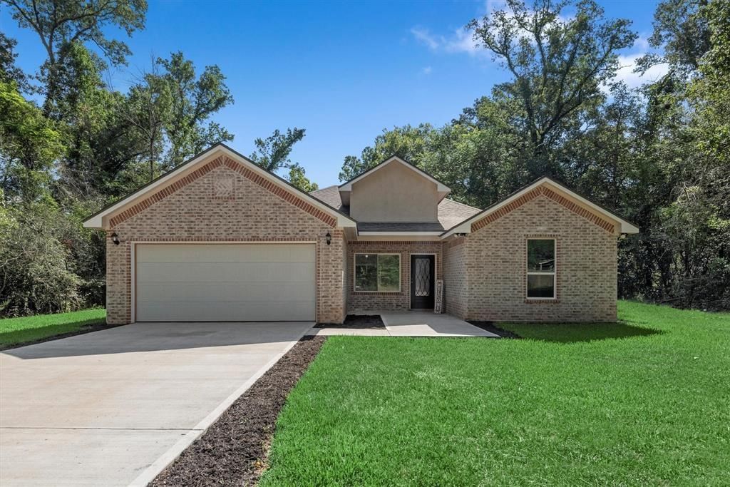 Real estate property located at 12330 Royal Creek Rd, Montgomery, Royal Forest, Conroe, TX, US