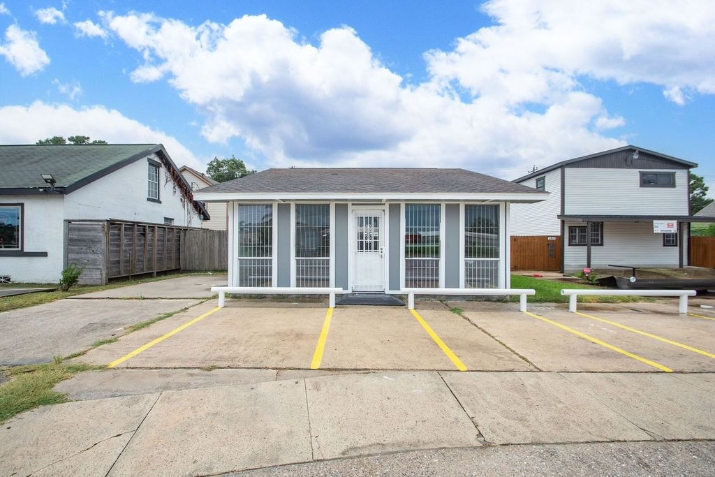 Real estate property located at 2809 Market, Harris, East Baytown, Baytown, TX, US