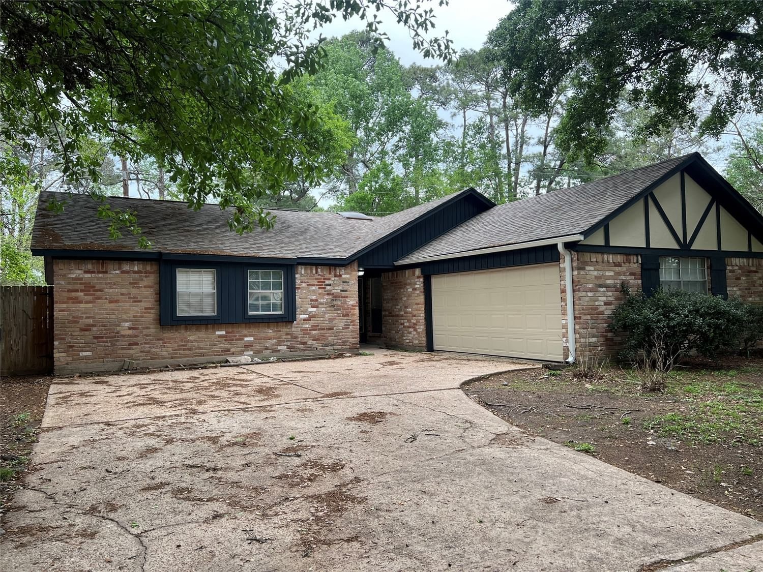 Real estate property located at 6910 White Tail, Harris, Oakwood Glen Sec 02, Spring, TX, US
