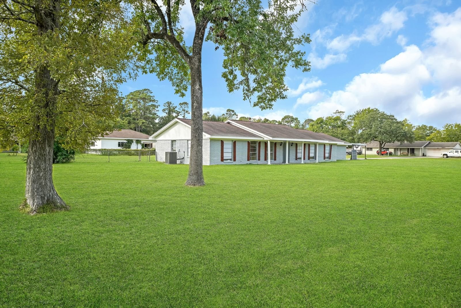 Real estate property located at 2902 Ronson Lane, Harris, Cedar Bayou Park West, Baytown, TX, US