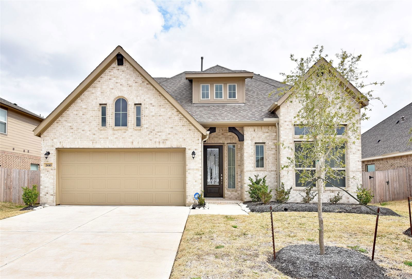 Real estate property located at 2610 Humble, Fort Bend, Kingdom Heights, Rosenberg, TX, US