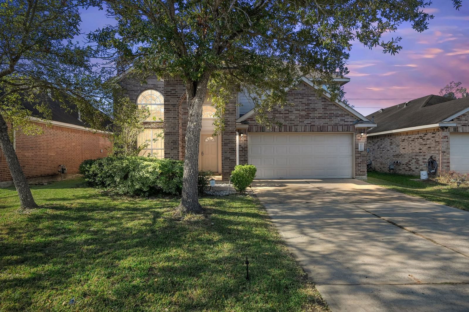 Real estate property located at 13216 Castlewind, Brazoria, Shadow Creek Ranch Sf1-Sf2-Sf3, Pearland, TX, US