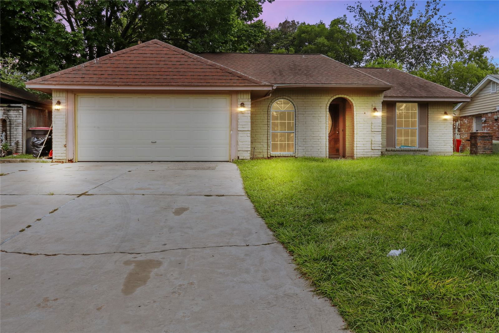 Real estate property located at 1214 Forestburg, Harris, Fallbrook Sec 01, Houston, TX, US