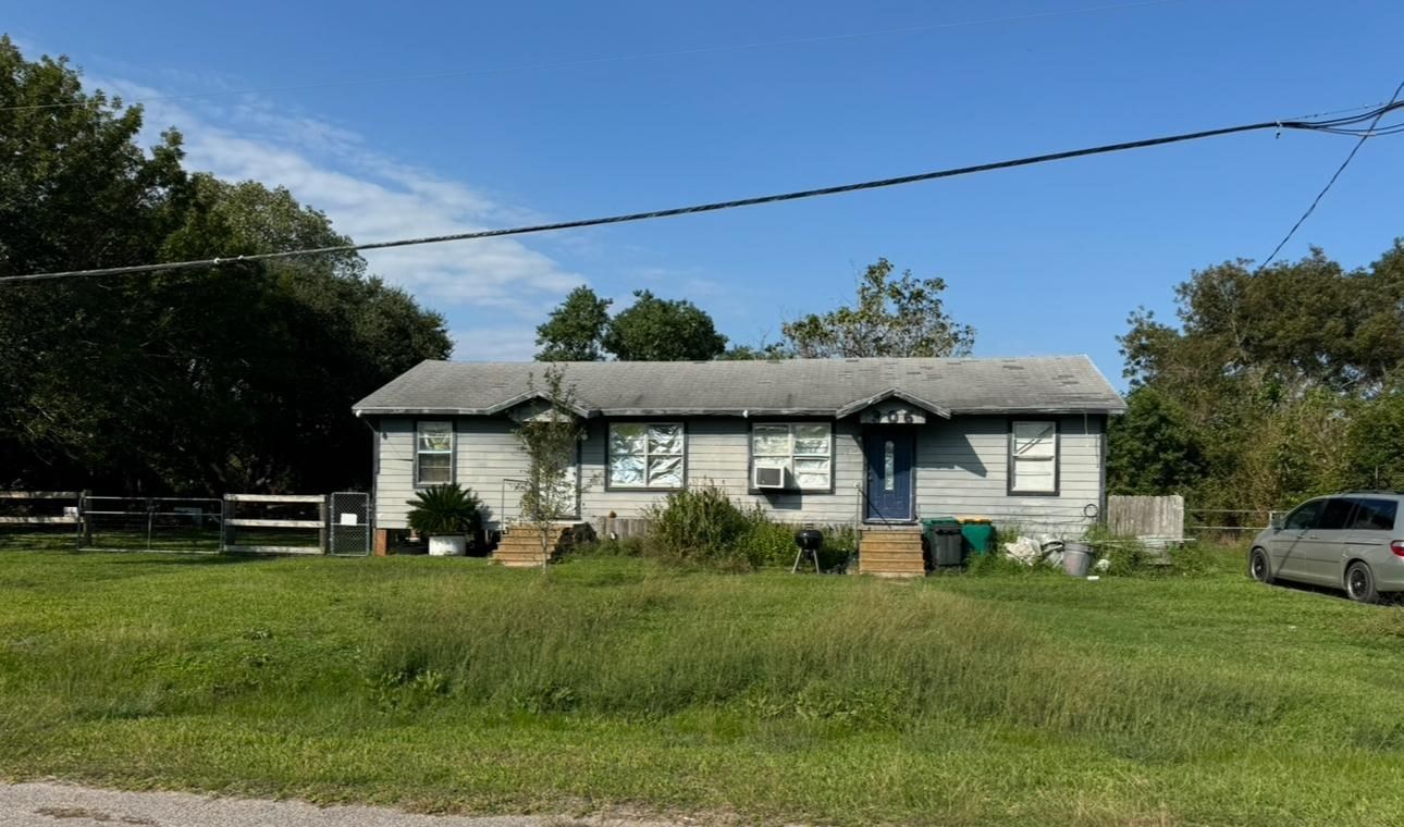 Real estate property located at 306 Banana, Galveston, B & K Of Cook & Stewart, La Marque, TX, US