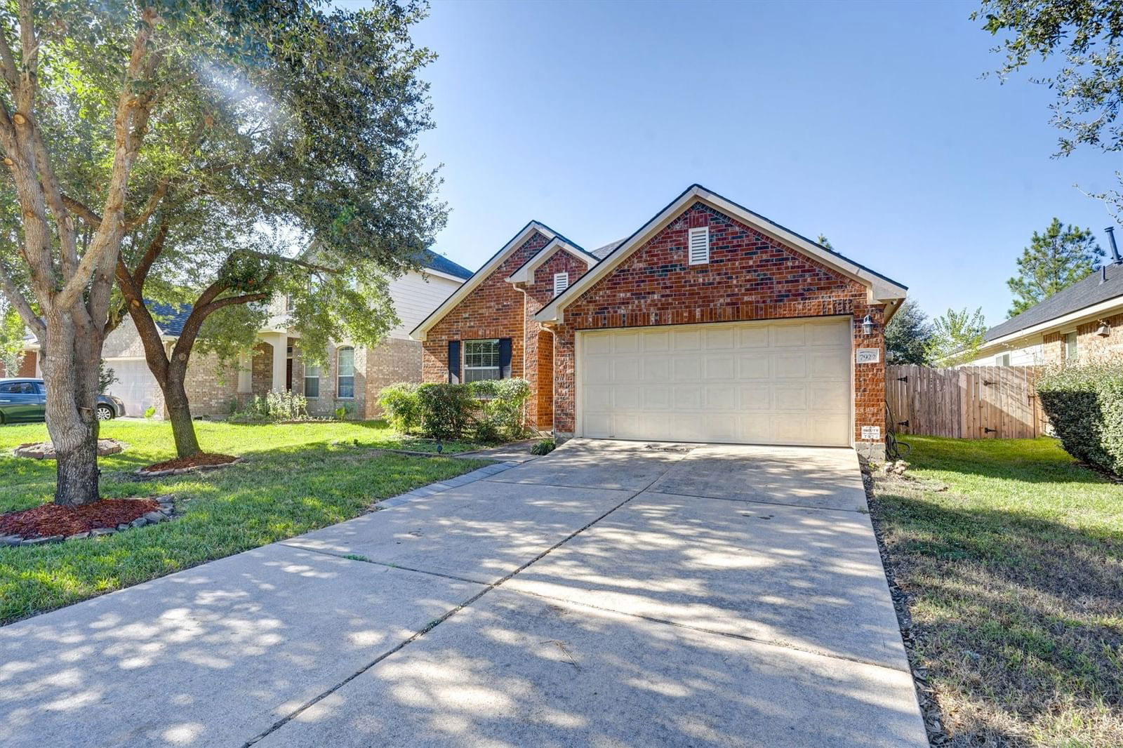 Real estate property located at 7922 Thorncroft Manor, Fort Bend, Grand Mission Sec 12, Richmond, TX, US