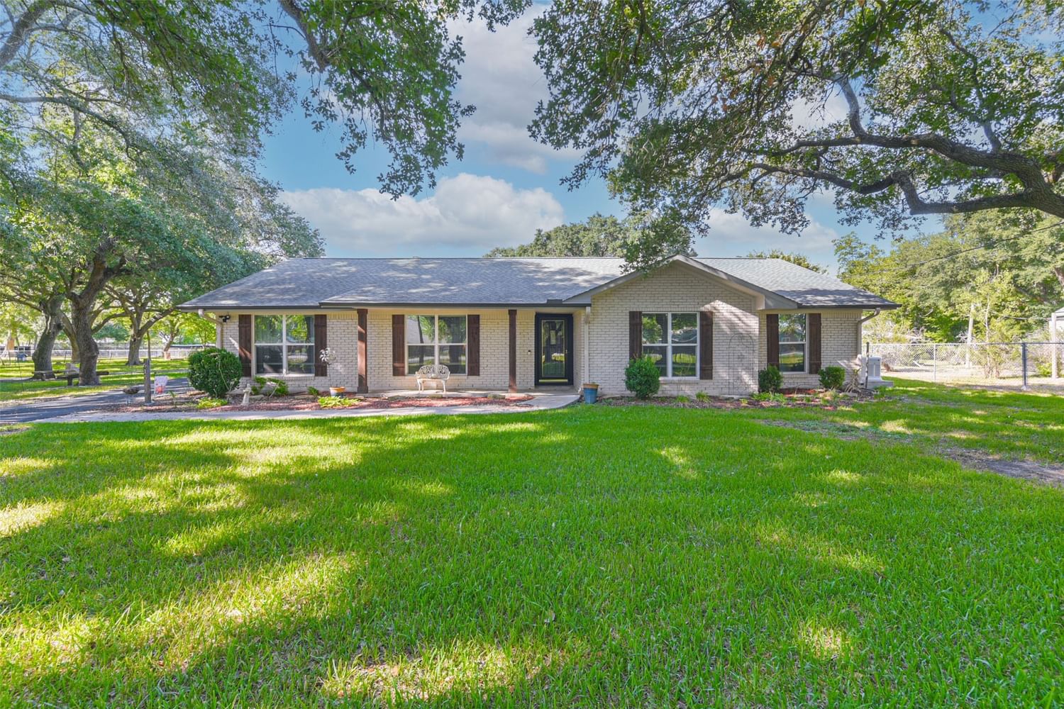 Real estate property located at 615 Fellows, Harris, Houston, TX, US