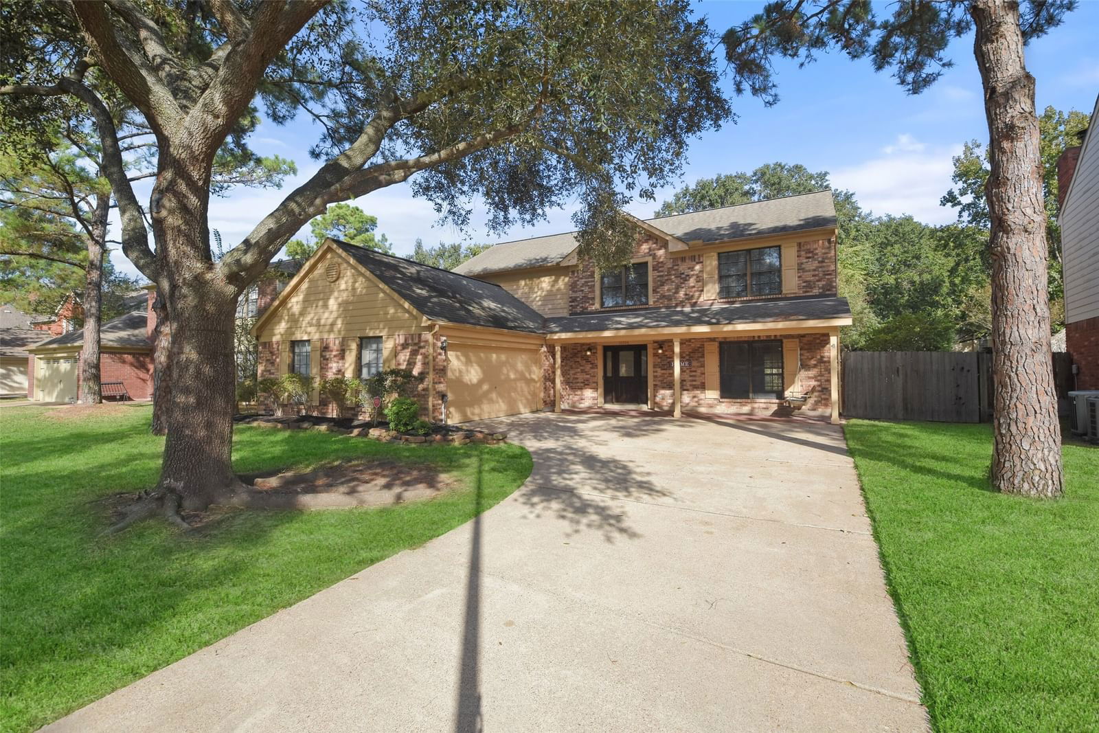 Real estate property located at 16906 Elmwood Glen, Harris, Copperfield Southcreek Village, Houston, TX, US