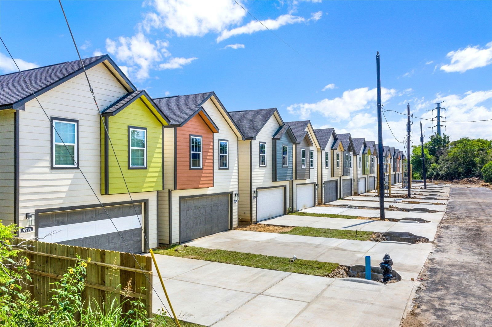 Real estate property located at 9919 Lanewell, Harris, Houston, TX, US