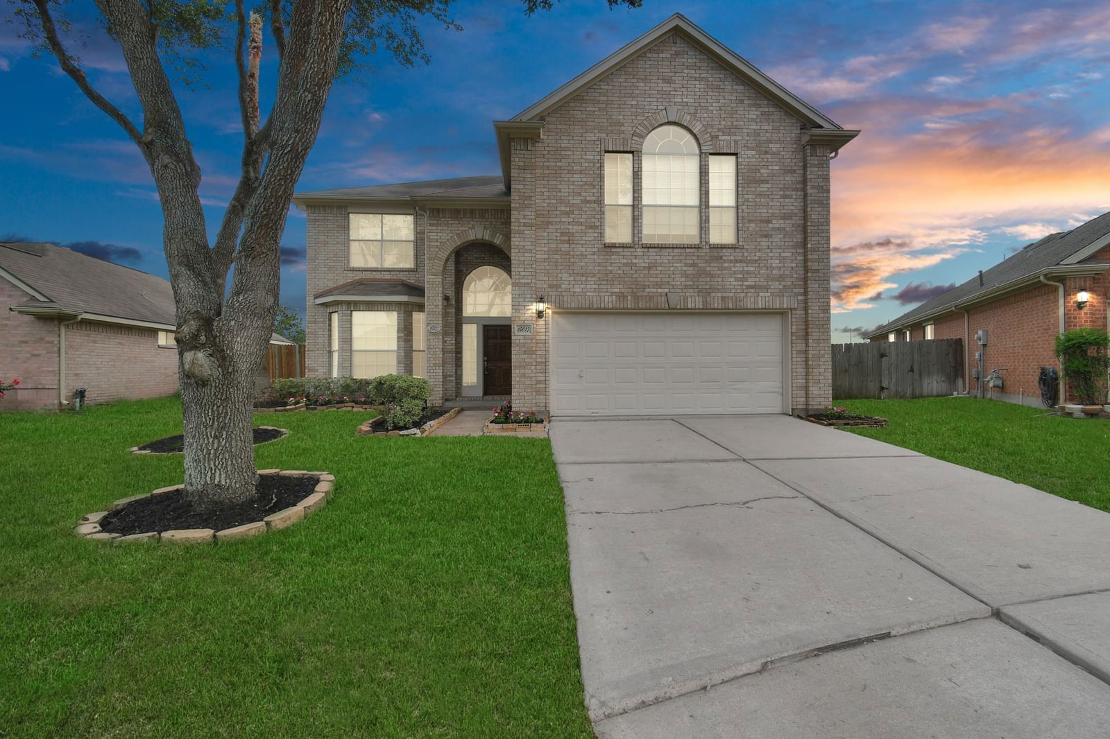 Real estate property located at 15027 Moss Bridge, Fort Bend, Woodbridge Fbc Sec 1, Sugar Land, TX, US