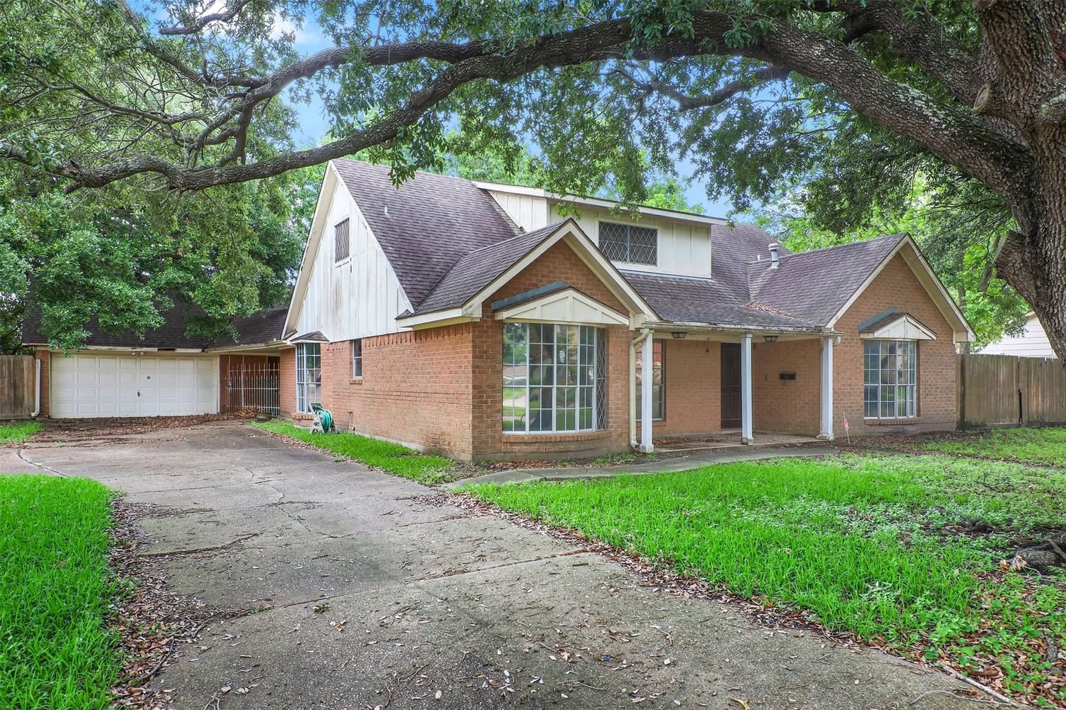 Real estate property located at 1301 Minchen, Harris, Coleman Sec 01, Deer Park, TX, US