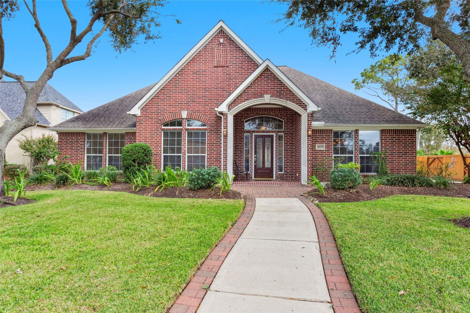 Real estate property located at 1805 Trail, Galveston, Eagle Lakes Sec 5 96, Friendswood, TX, US