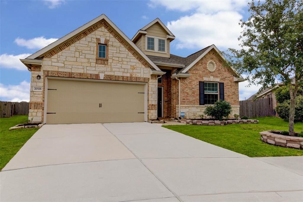 Real estate property located at 20335 Weeping Pine Way, Fort Bend, Fieldstone, Richmond, TX, US