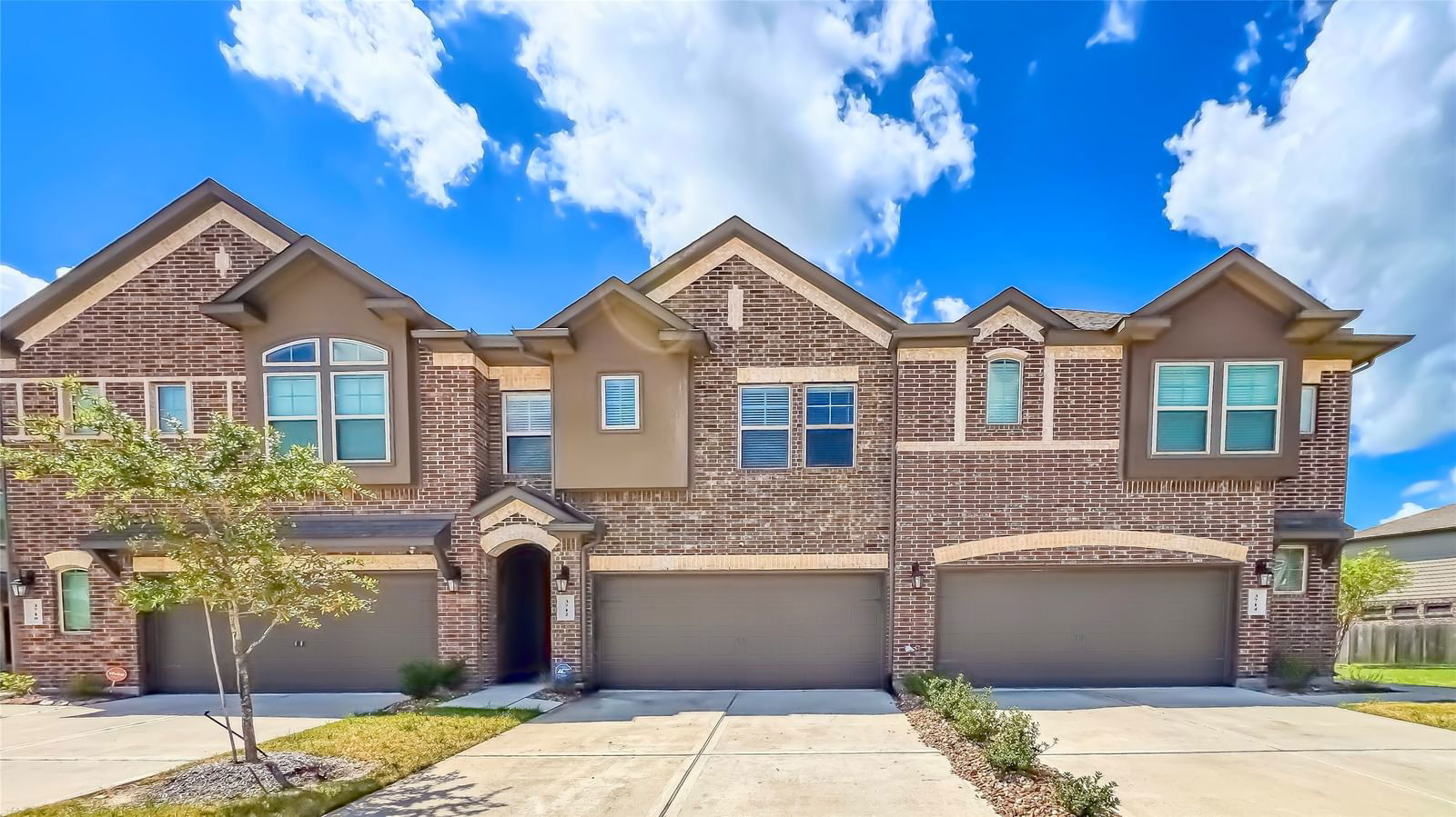 Real estate property located at 3712 Lancer, Brazoria, Bakers Lndg Twnhms, Pearland, TX, US