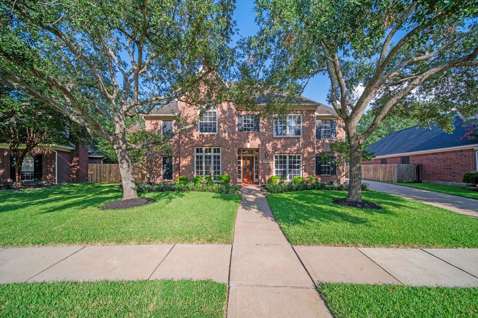 Real estate property located at 3223 Castlewind, Fort Bend, Cinco Ranch South Lake Village Sec 5, Katy, TX, US