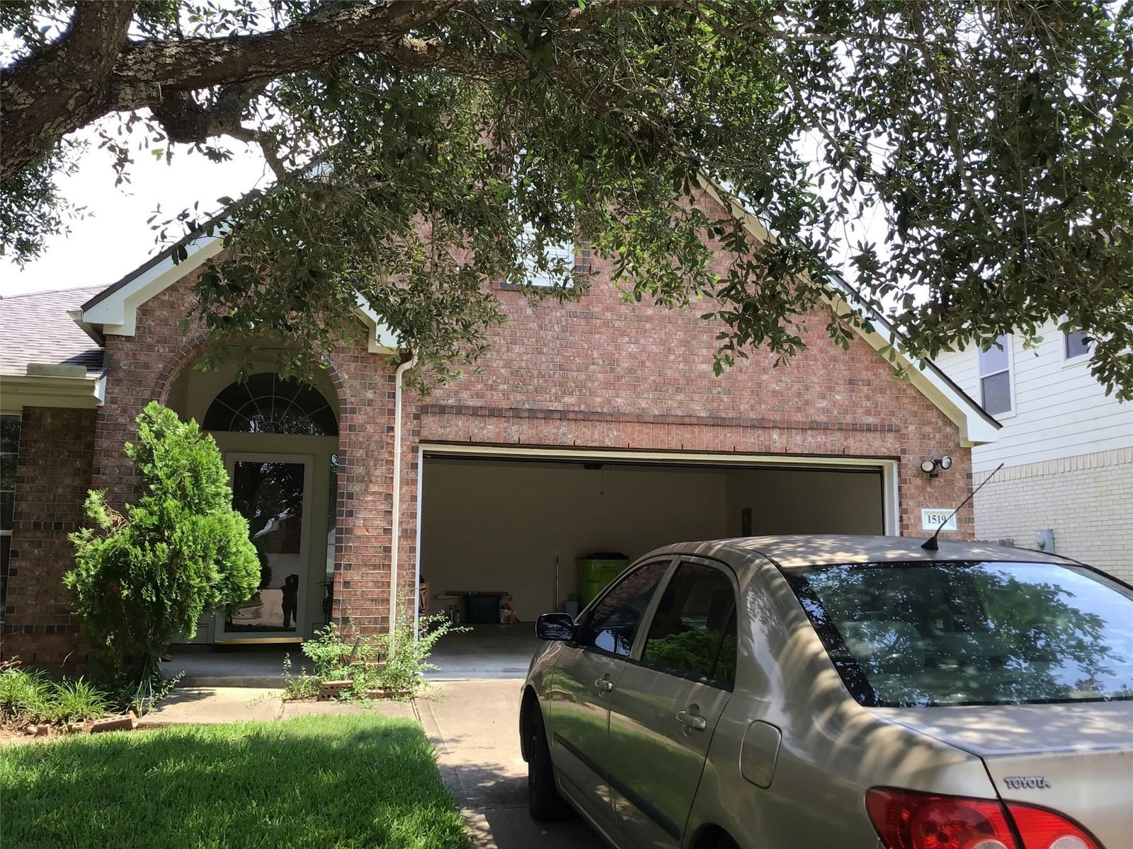 Real estate property located at 1519 Mustang Xing, Fort Bend, Crescent Oak Village, Missouri City, TX, US