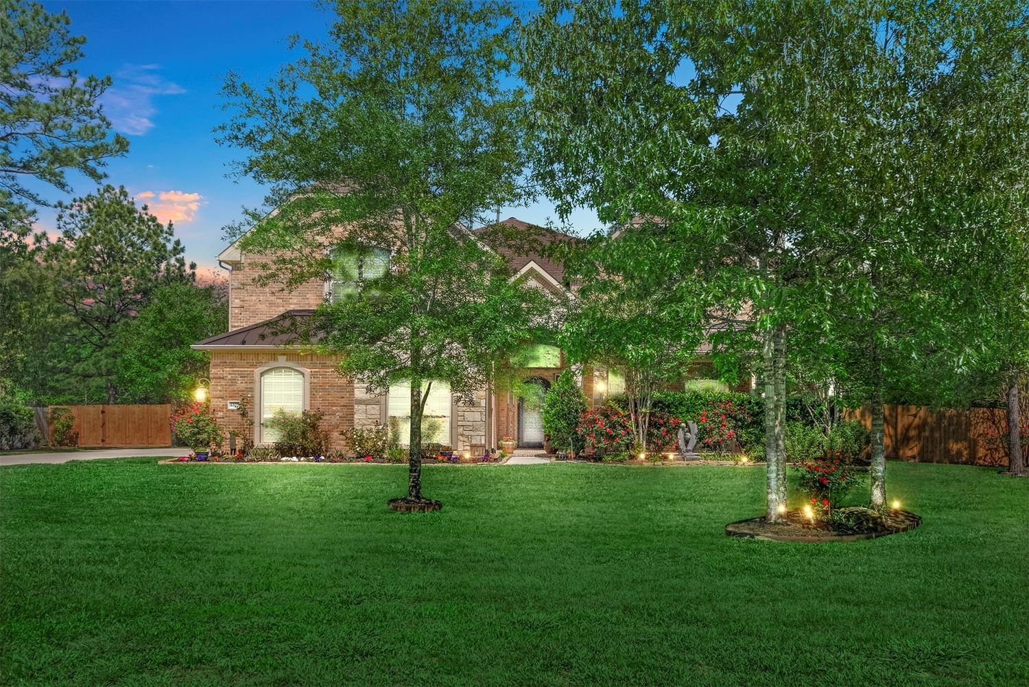 Real estate property located at 6327 Star Light, Montgomery, Benders Landing Estates, Spring, TX, US