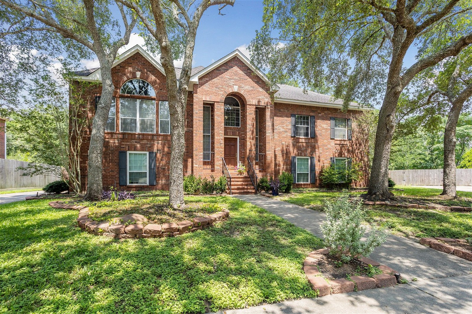 Real estate property located at 319 Oak Hollow, Galveston, League City, TX, US