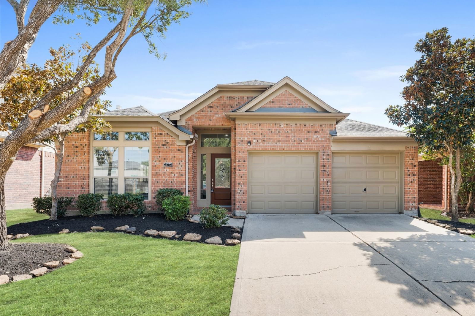 Real estate property located at 24703 Lakecrest Bend, Harris, Lakecrest Forest Sec 01, Katy, TX, US